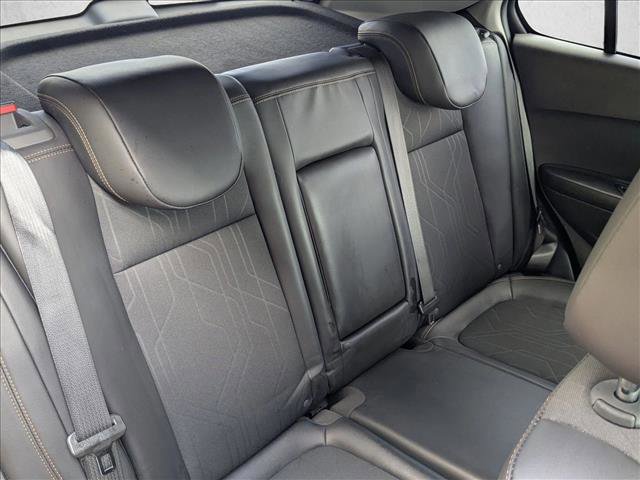 Used 2022 Chevrolet Trax LT w/ Sport Edition image 17