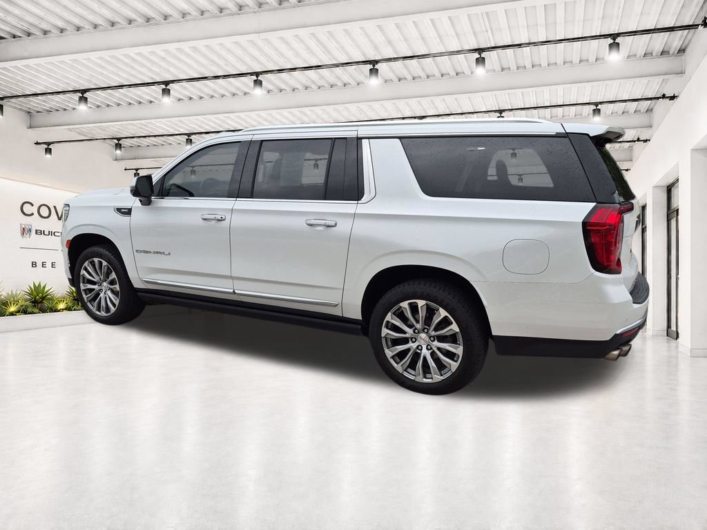 Used 2021 GMC Yukon XL Denali w/ Denali Premium Package AWD/4WD image 8