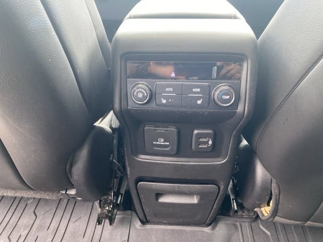 Used 2019 GMC Acadia Denali w/ Technology Package AWD/4WD image 25