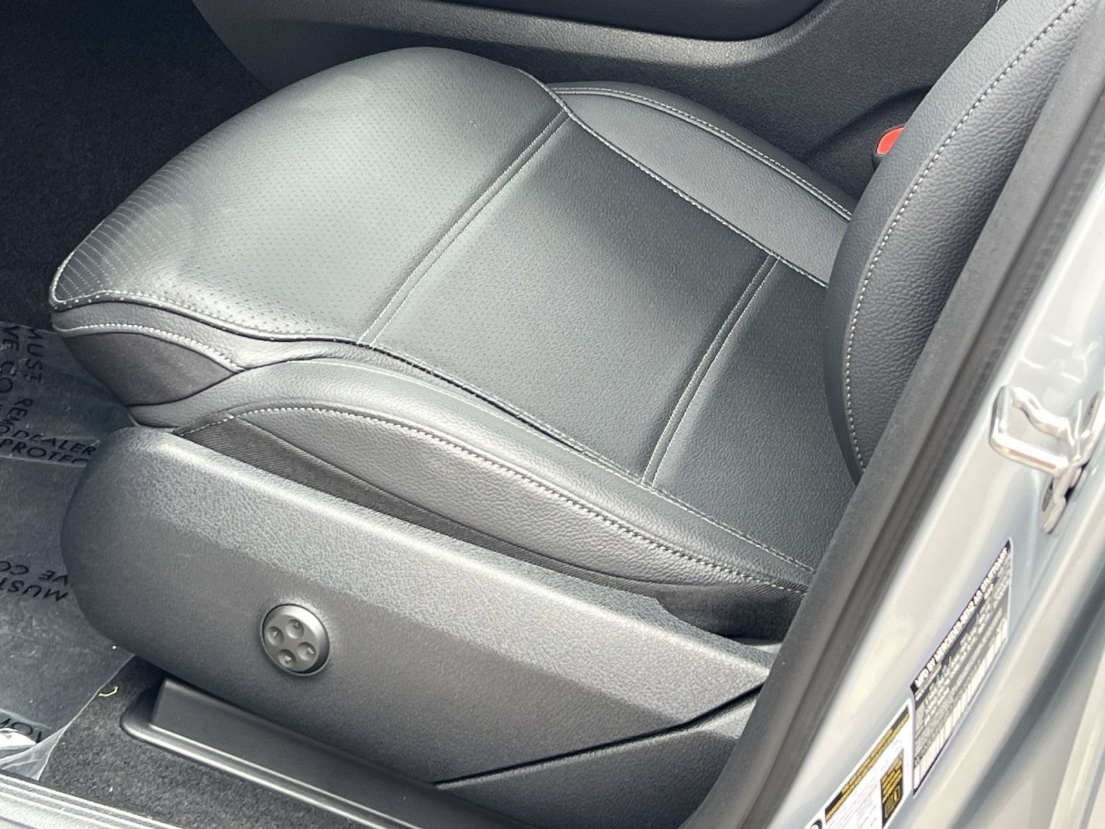Certified 2026 Mercedes-Benz GLC 300 4MATIC image 19