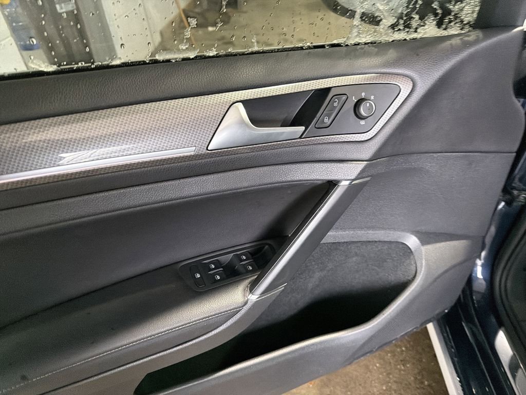 Used 2017 Volkswagen Golf Alltrack SE image 17