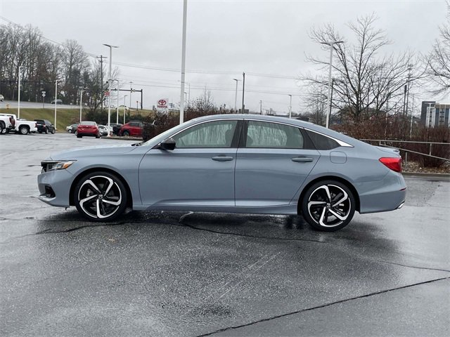 Used 2022 Honda Accord Sport image 2