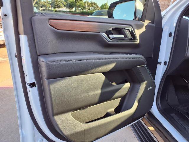 New 2026 GMC Yukon XL Denali w/ Denali Reserve Package RWD image 21