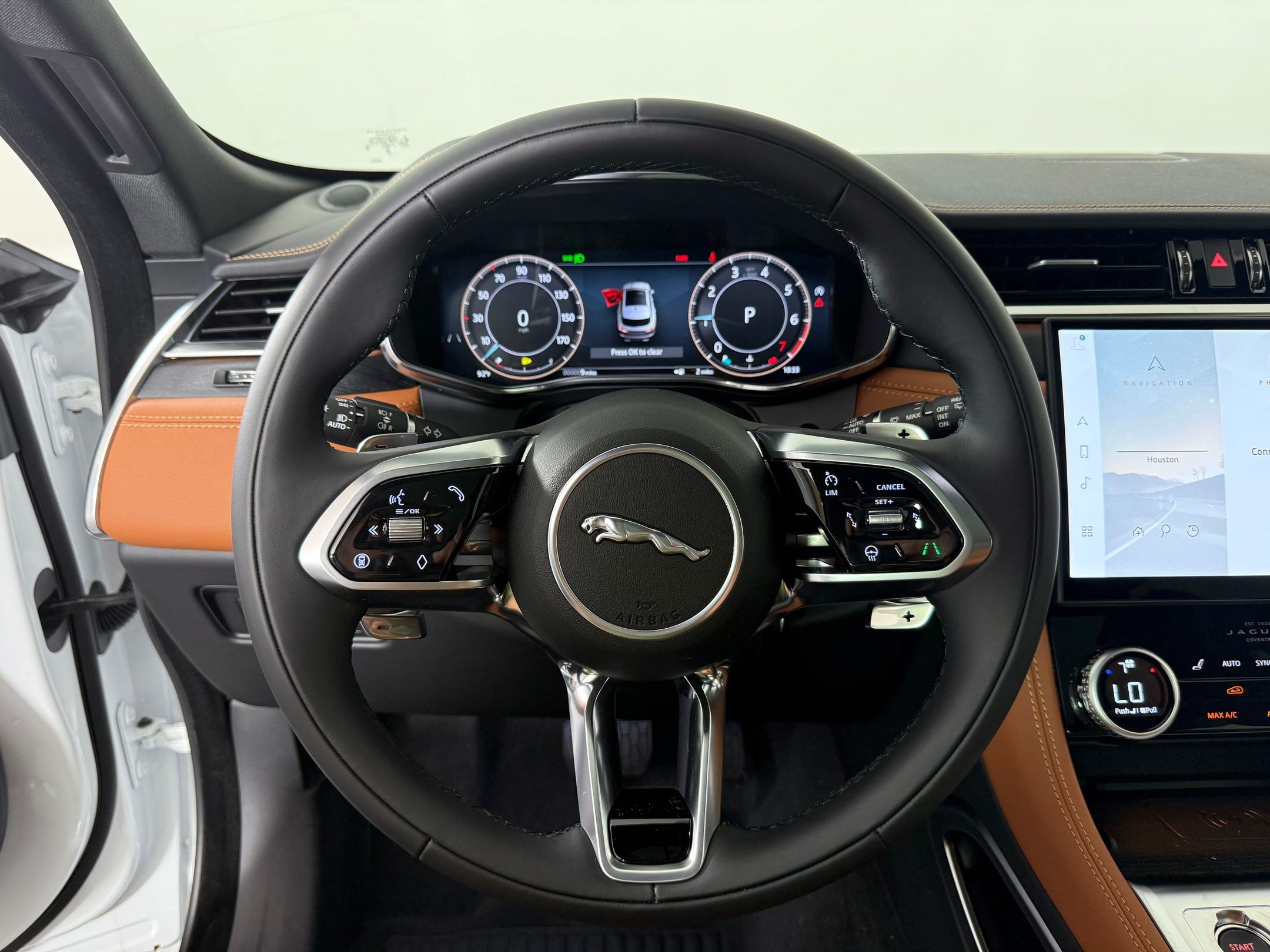 New 2026 Jaguar F-PACE R-Dynamic S AWD/4WD image 10