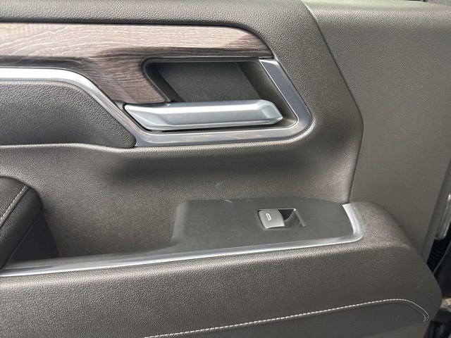 Used 2024 Chevrolet Silverado 3500 LTZ w/ LTZ Convenience Package image 39