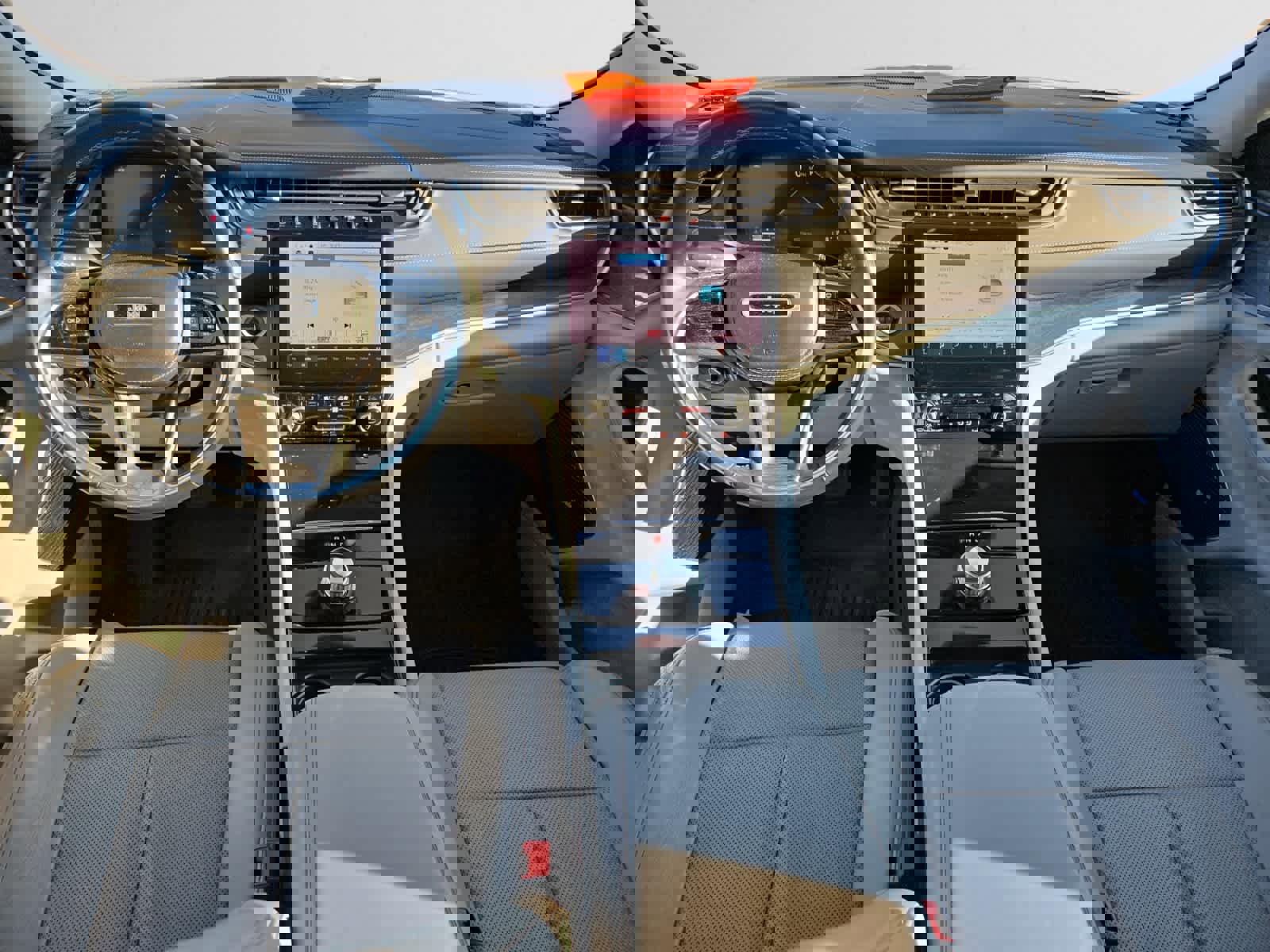 Used 2021 Jeep Grand Cherokee L Overland w/ Luxury Tech Group IV image 10