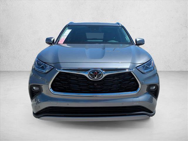 New 2026 Toyota Highlander Platinum AWD/4WD image 6