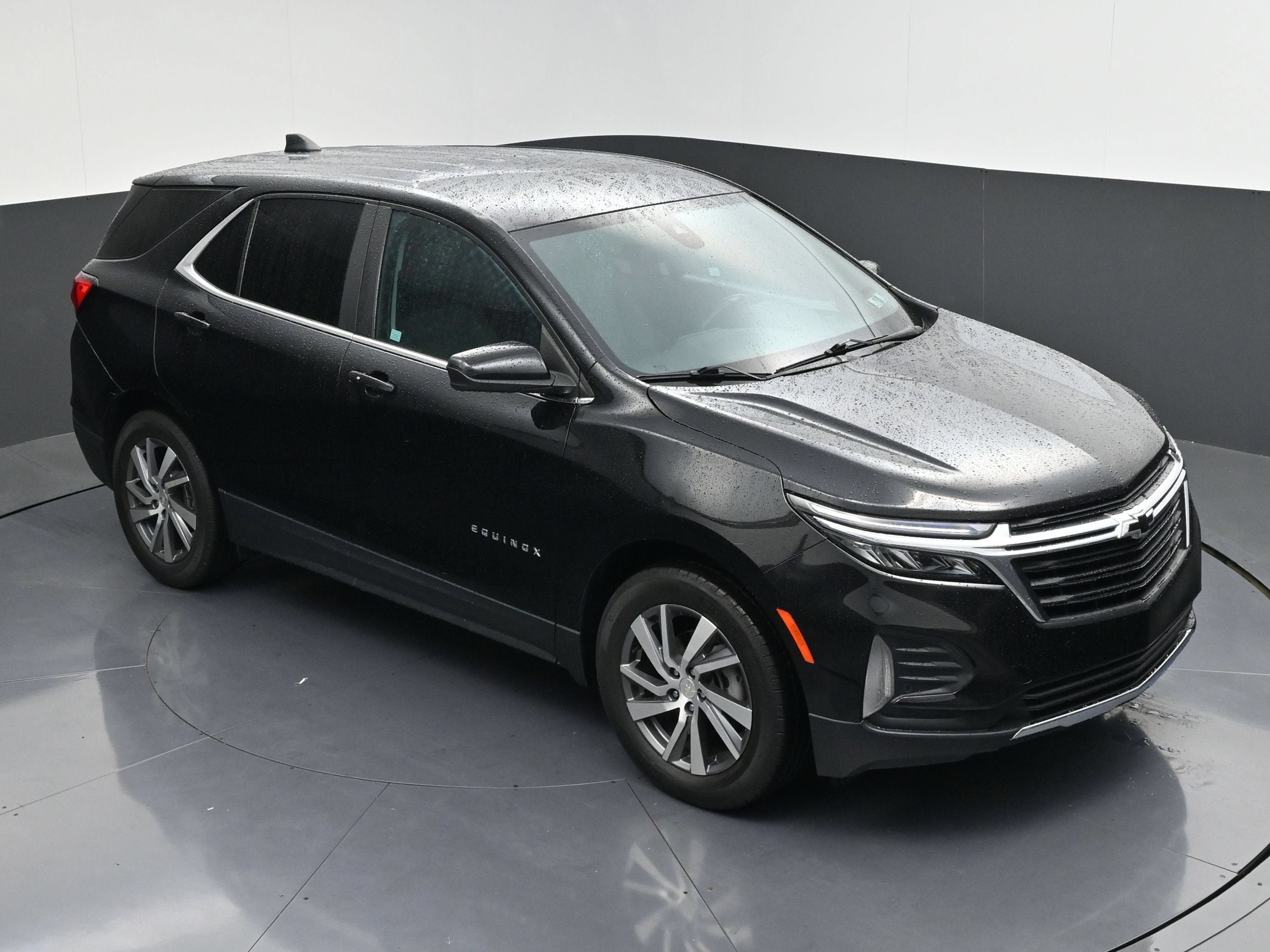 Used 2022 Chevrolet Equinox LT FWD image 46