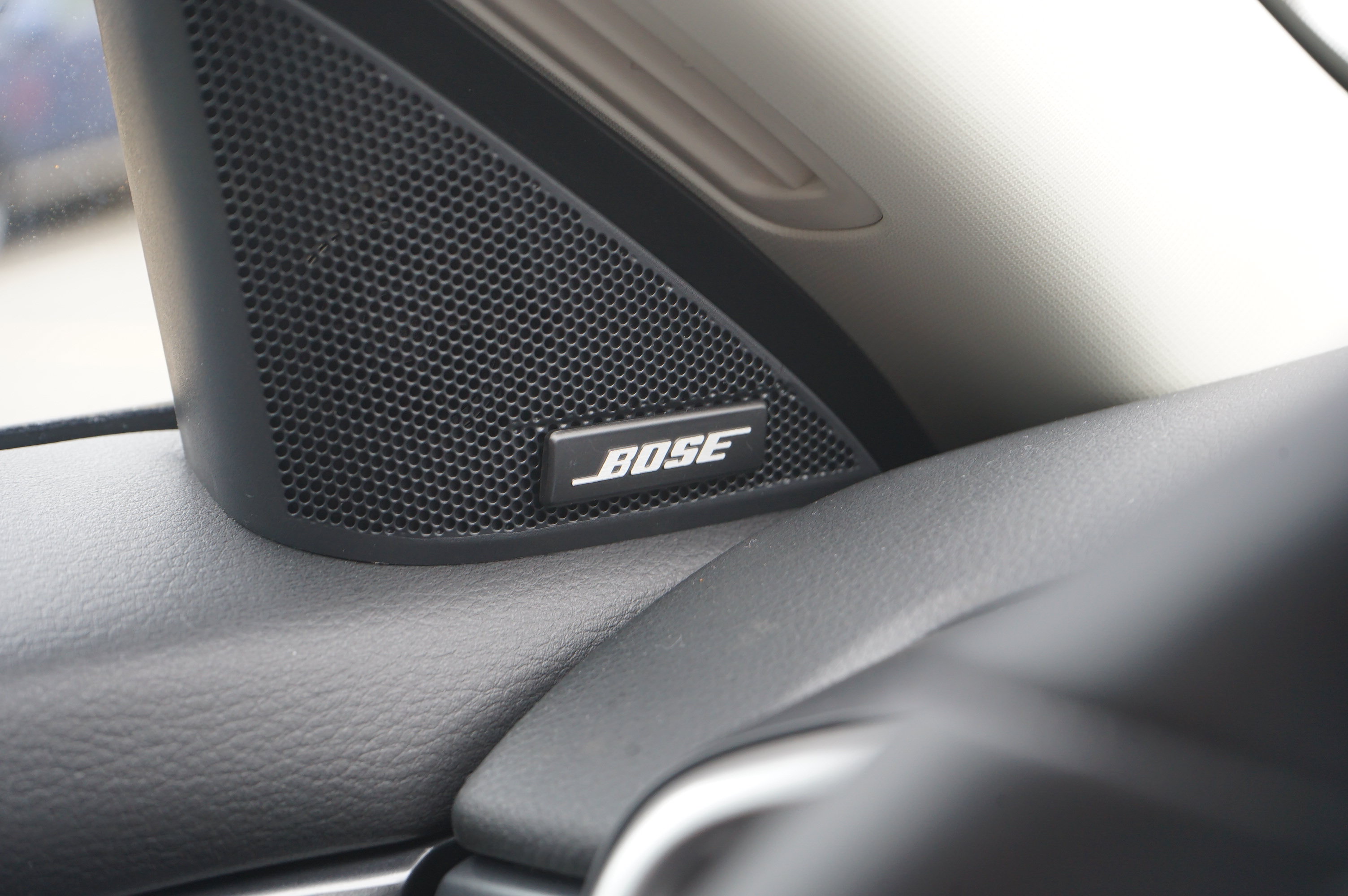 Certified 2025 MAZDA CX-50 AWD 2.5 Hybrid w/ Premium Pkg image 30