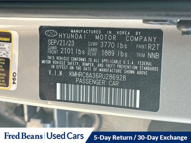 Used 2024 Hyundai Venue SEL FWD image 36