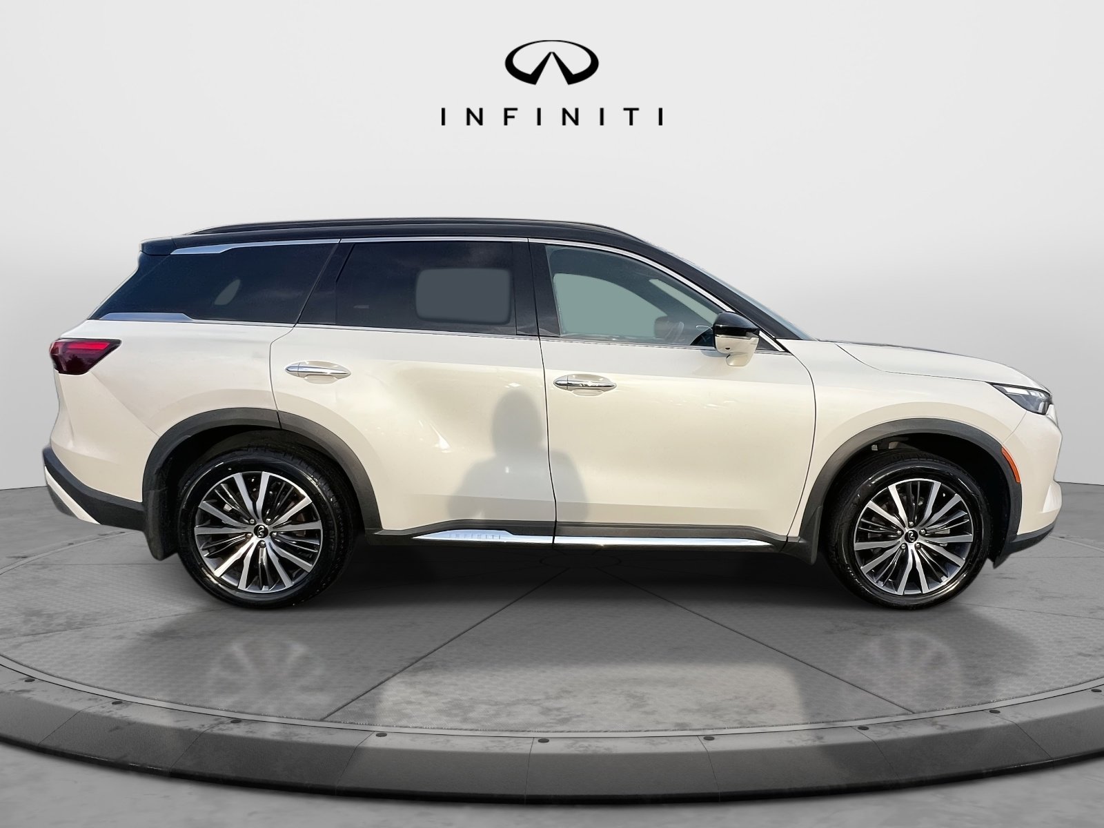 Used 2022 INFINITI QX60 Autograph w/ Cargo Package image 5