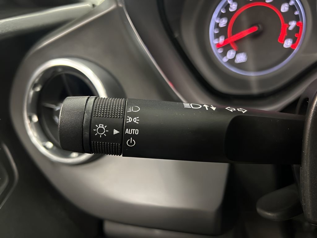 Used 2018 Chevrolet Camaro LT image 29