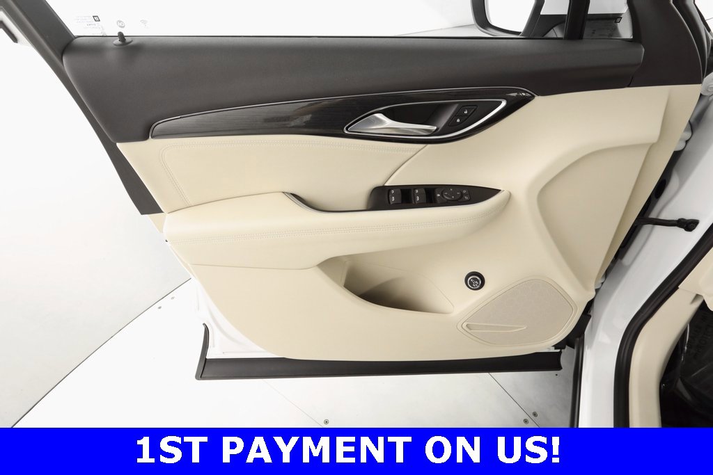 Used 2023 Buick Envision Preferred image 17