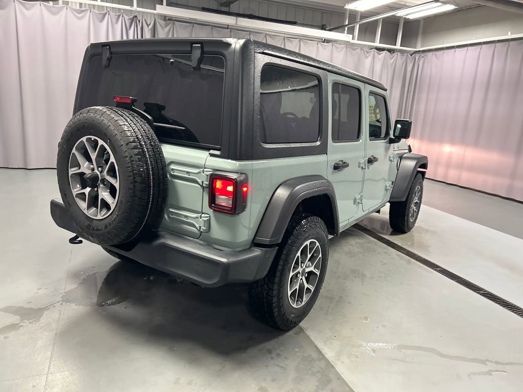 Used 2024 Jeep Wrangler Unlimited Sport AWD/4WD image 7