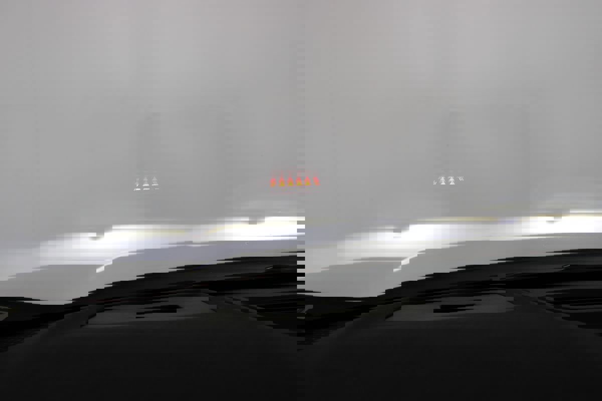 Used 2025 GMC Acadia Elevation image 12