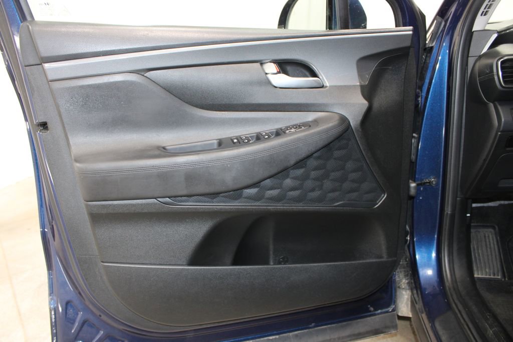 Used 2022 Hyundai Santa Fe SEL FWD image 19