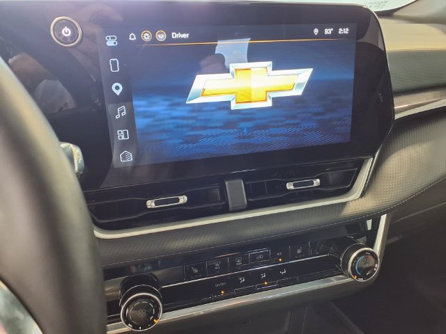 Used 2026 Chevrolet Equinox LT AWD/4WD image 11