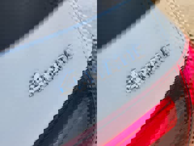 Used 2024 Mercedes-Benz GLE 450 4MATIC image 7