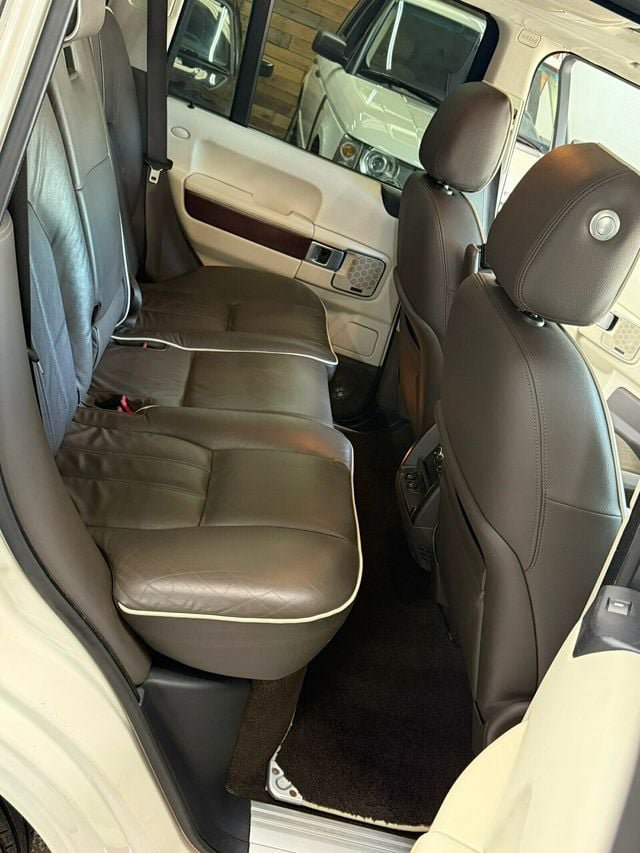 Used 2010 Land Rover Range Rover HSE AWD/4WD image 30