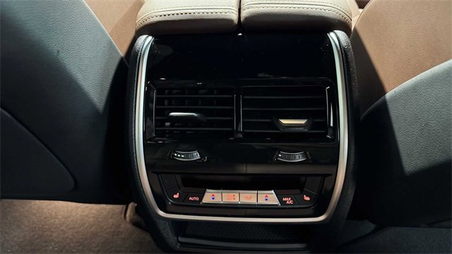 Used 2026 BMW X5 sDrive40i image 21