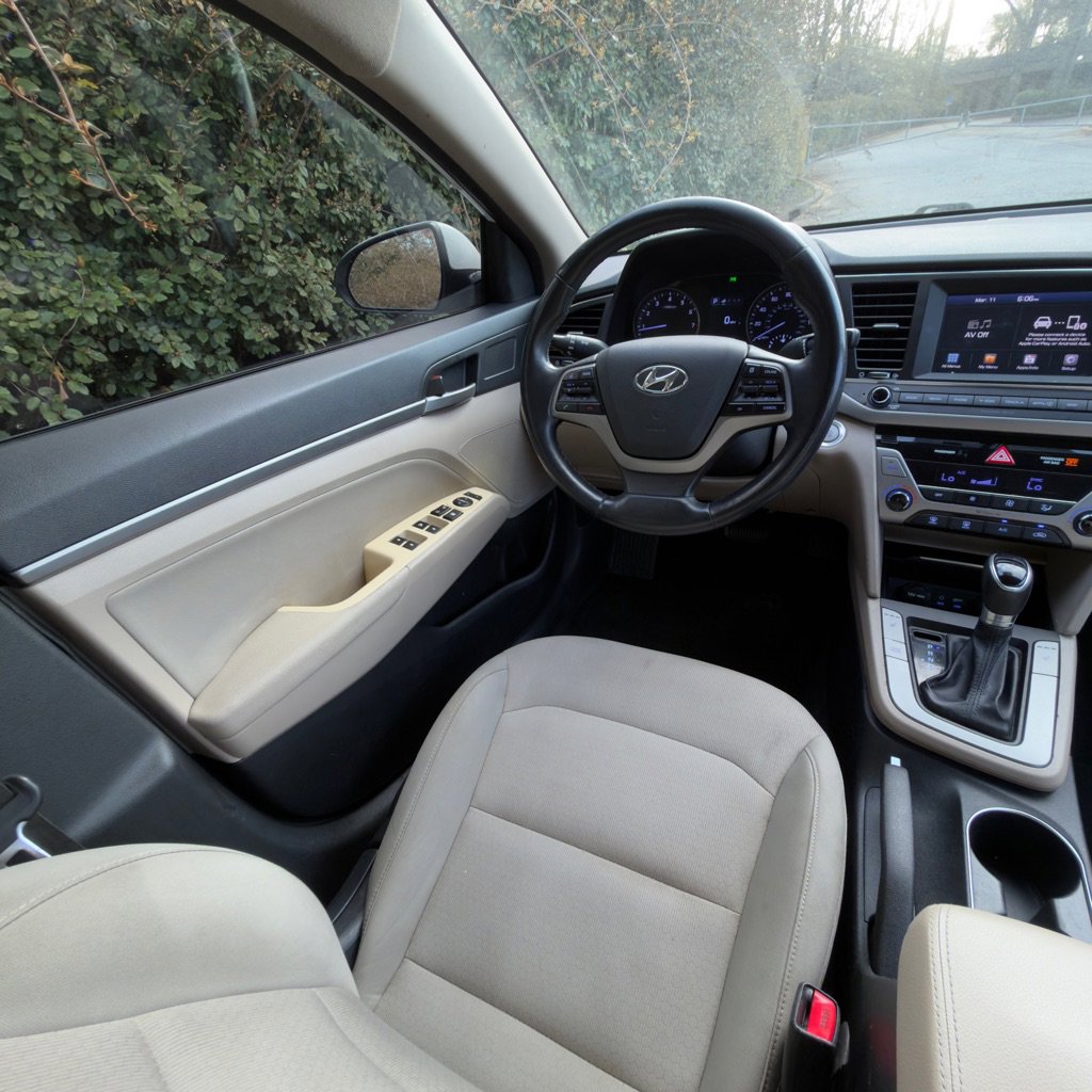 Used 2017 Hyundai Elantra SE w/ SE A/T Tech Package 03 image 42