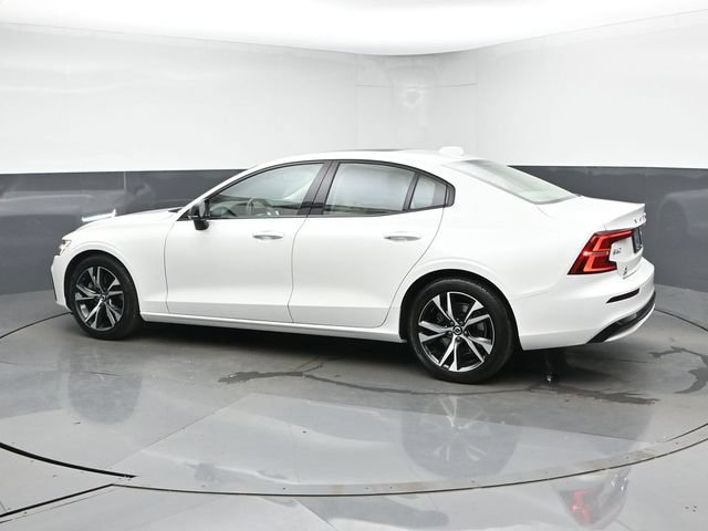 Used 2023 Volvo S60 B5 Core w/ Climate Package FWD image 7