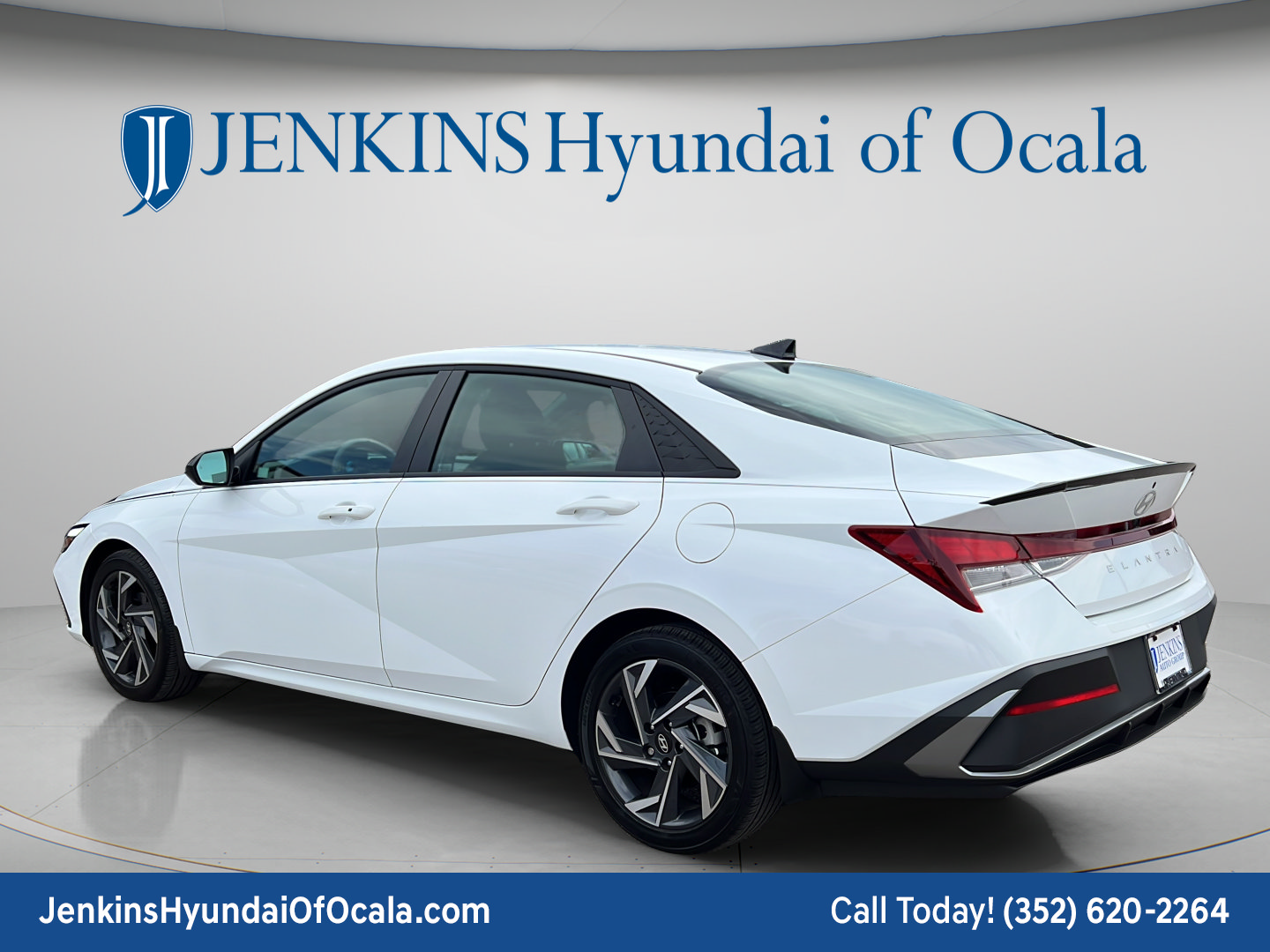 Certified 2025 Hyundai Elantra Sport FWD image 5