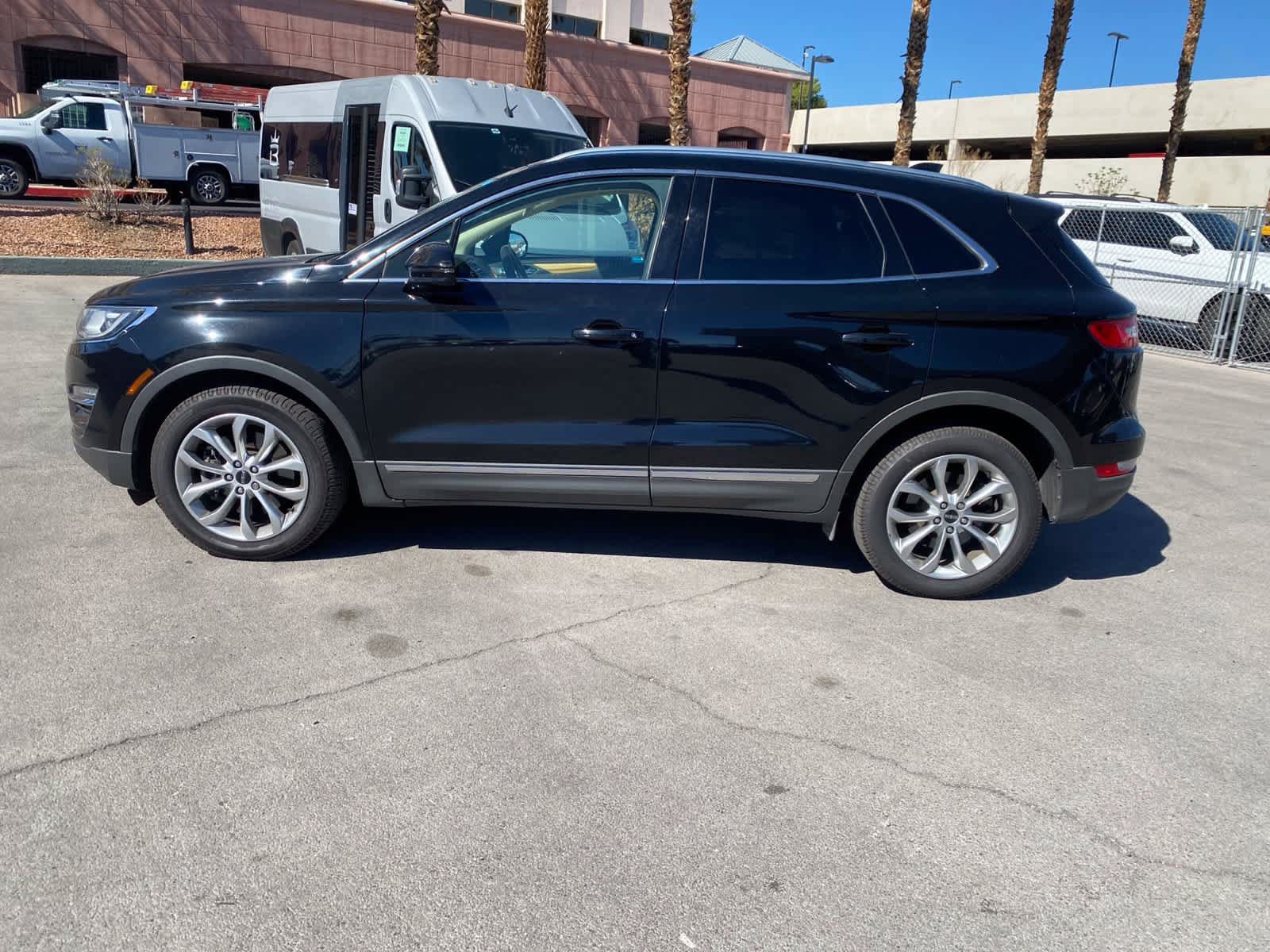 Used 2016 Lincoln MKC Select w/ Select Plus Package AWD/4WD image 10