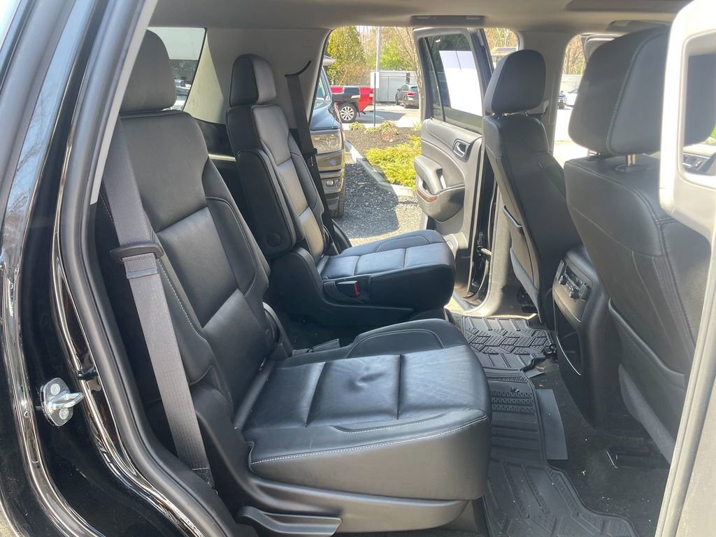 Used 2018 Chevrolet Tahoe LT w/ Z71 Midnight Edition AWD/4WD image 27