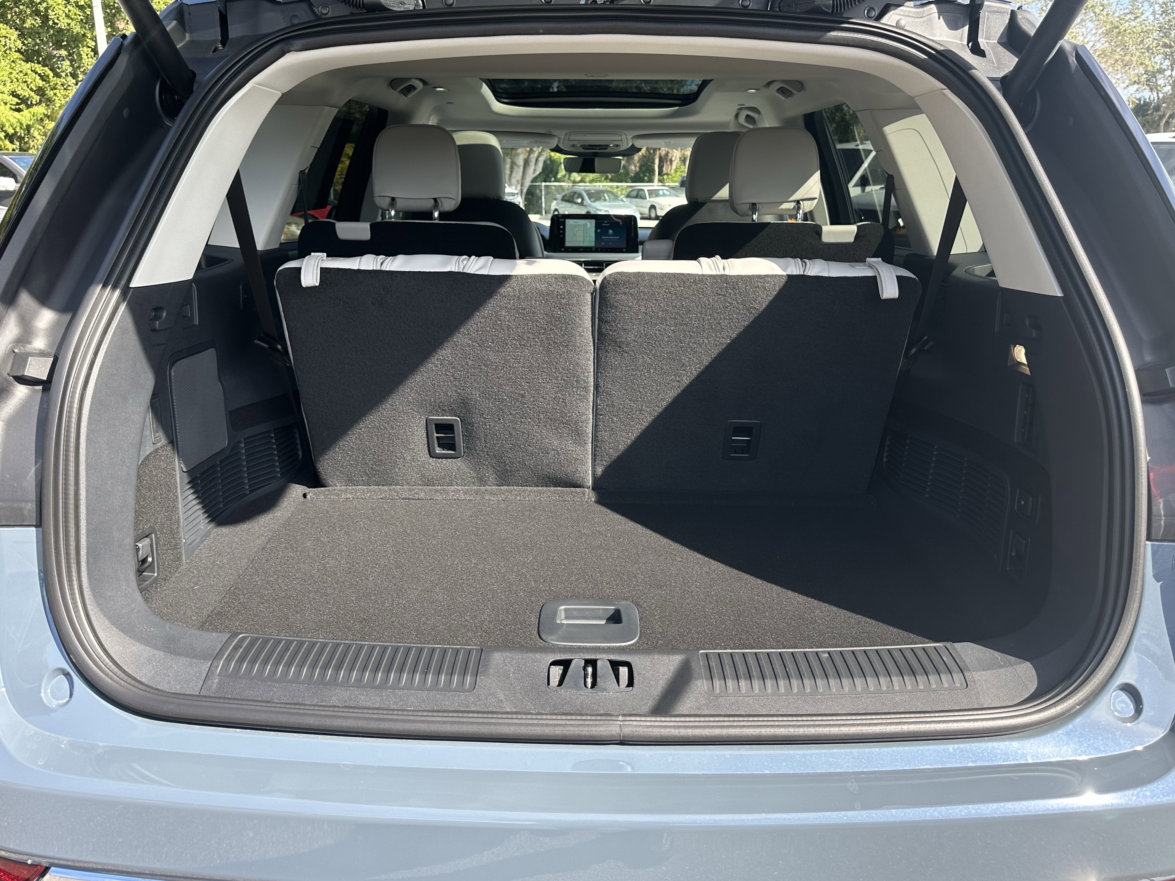 Used 2025 Lincoln Aviator Reserve image 37