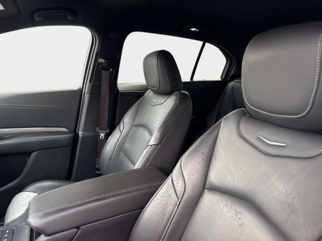 Used 2025 Cadillac XT4 Premium Luxury FWD image 21