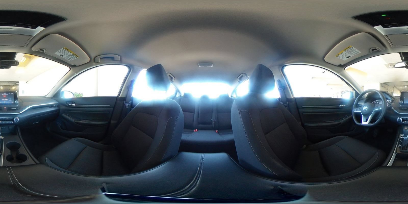 Used 2025 Nissan Altima 2.5 SV FWD image 43