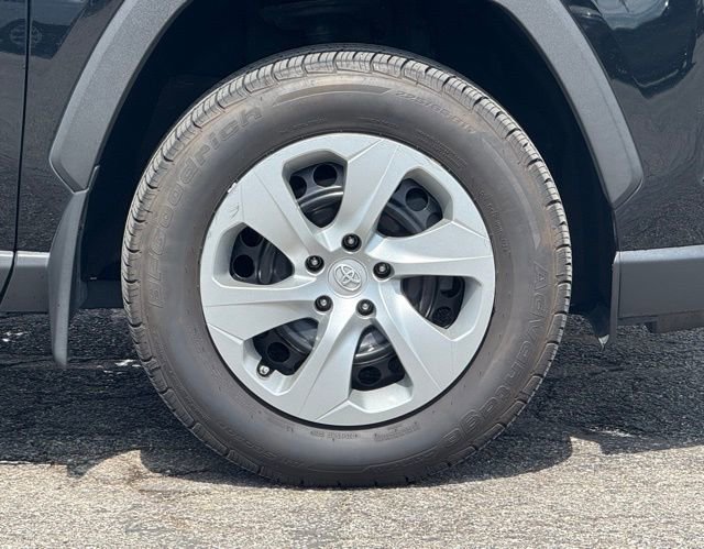 Used 2020 Toyota RAV4 LE w/ All Weather Liner Package image 3