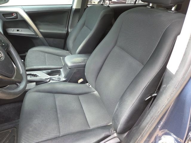 Used 2014 Toyota RAV4 LE image 7