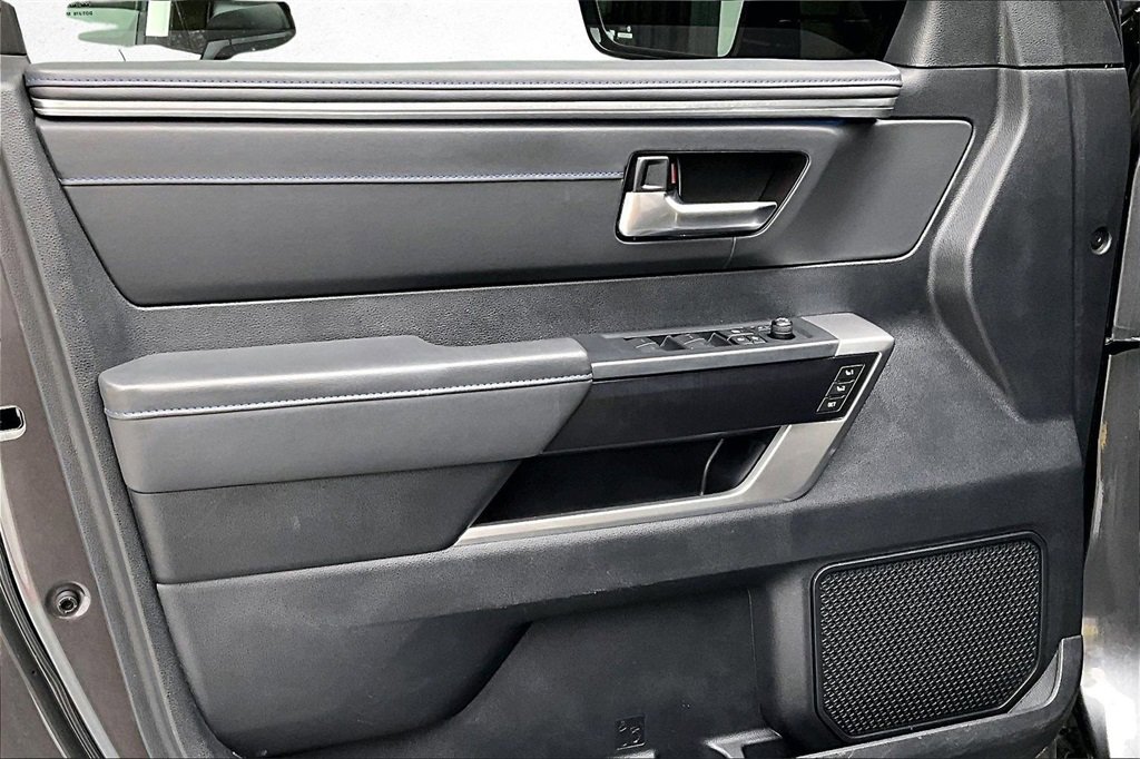 Used 2023 Toyota Tundra Platinum image 18