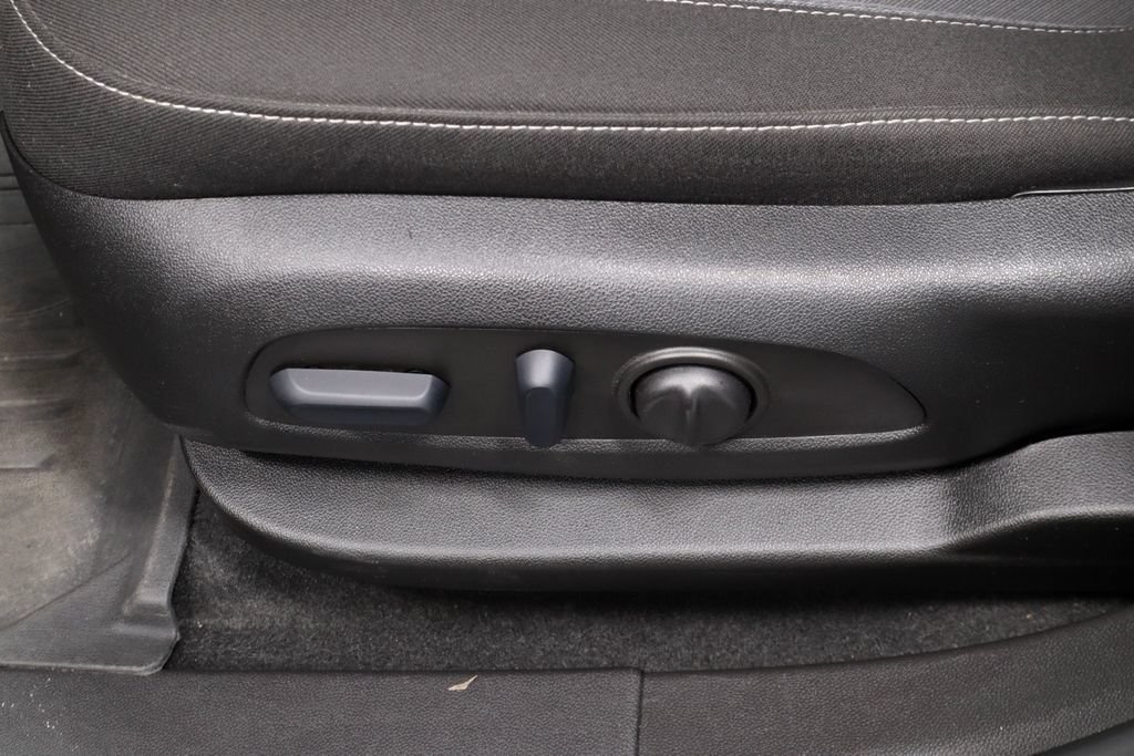 Used 2023 Chevrolet Blazer LT w/ LPO, Floor Liner Package FWD image 24