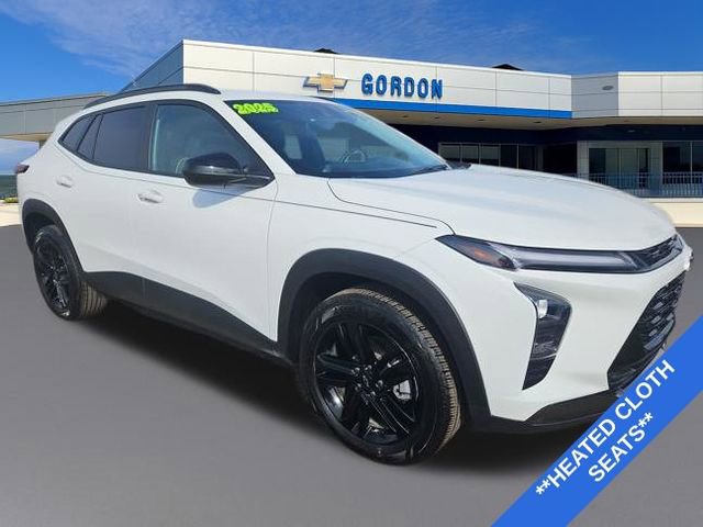 Used 2025 Chevrolet Trax ACTIV w/ Driver Confidence Package image 8