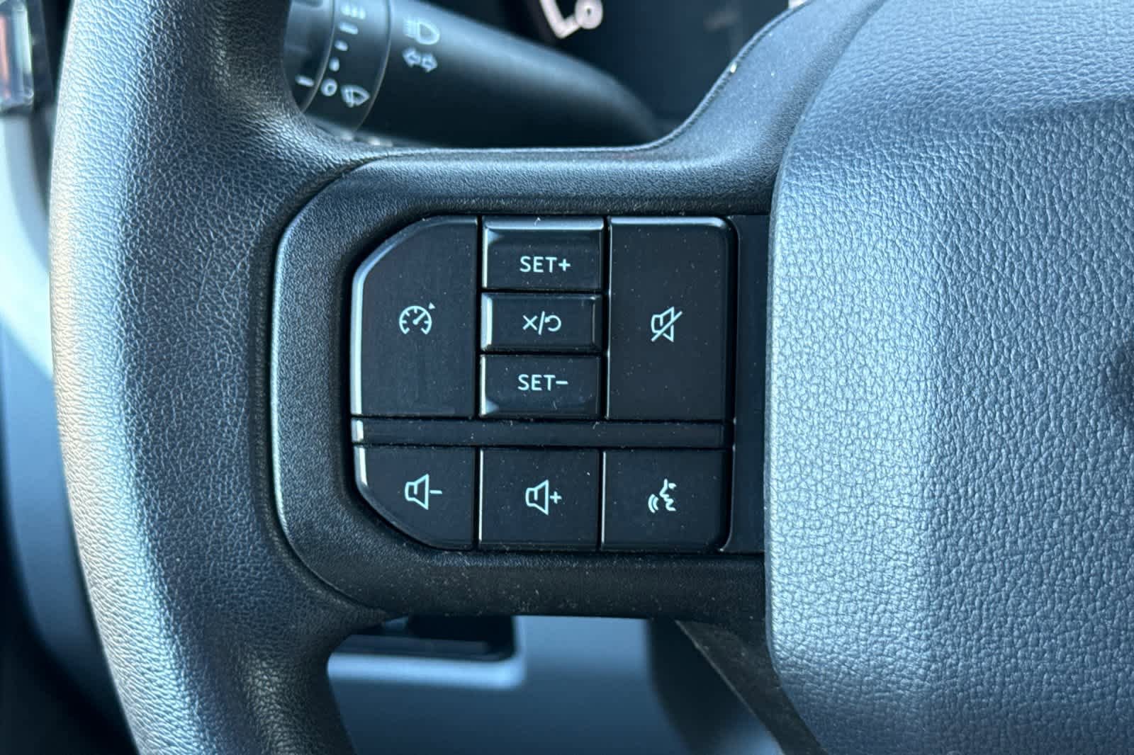 Used 2024 Ford F250 XLT image 24