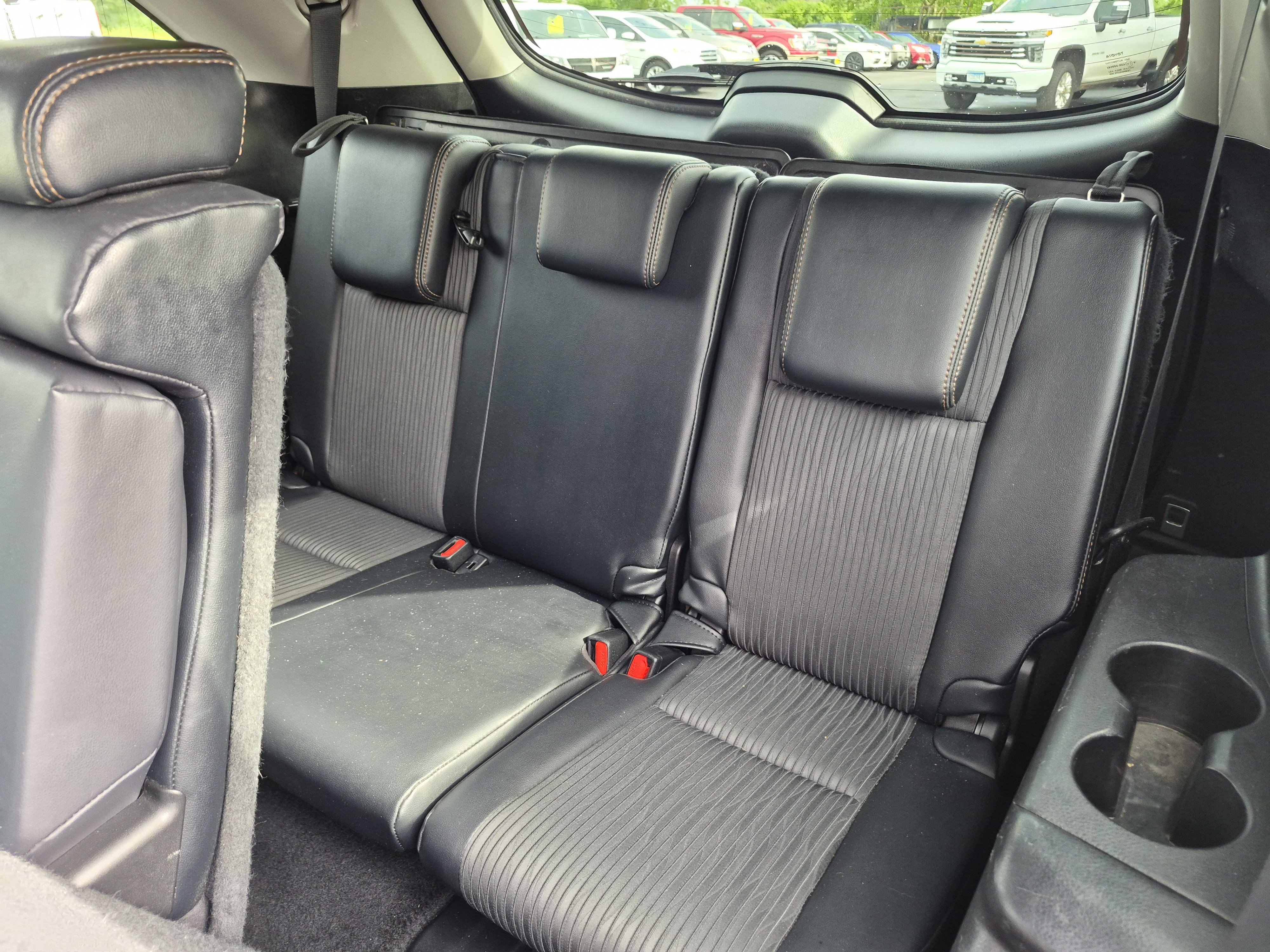 Used 2016 Toyota Highlander Plus AWD/4WD image 11