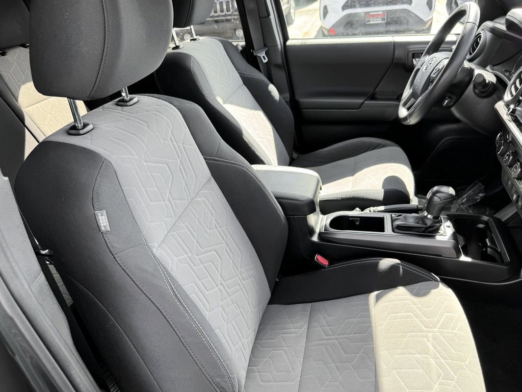 Used 2020 Toyota Tacoma TRD Off-Road image 28