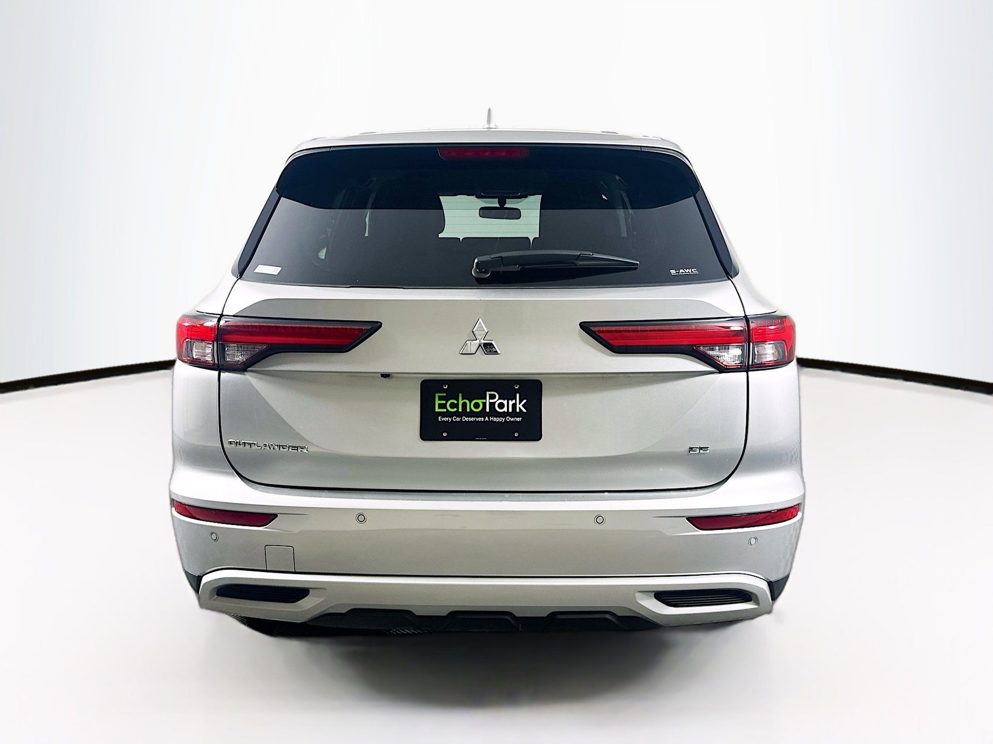 Used 2024 Mitsubishi Outlander SE image 7