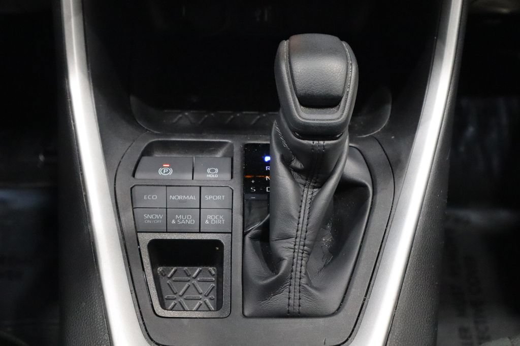 Used 2023 Toyota RAV4 XLE AWD/4WD image 35
