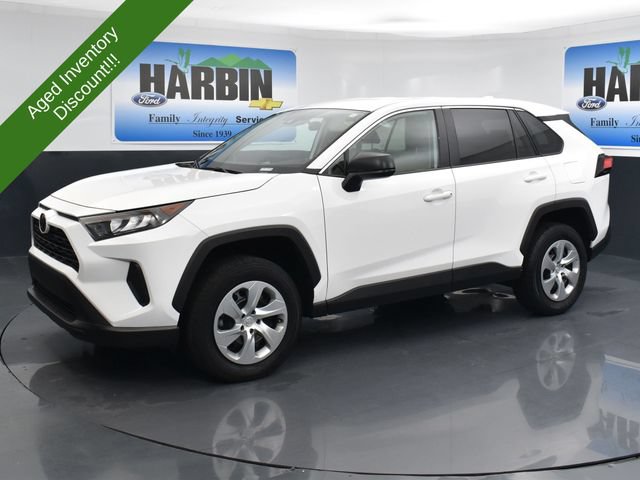 Used 2022 Toyota RAV4 LE FWD image 1