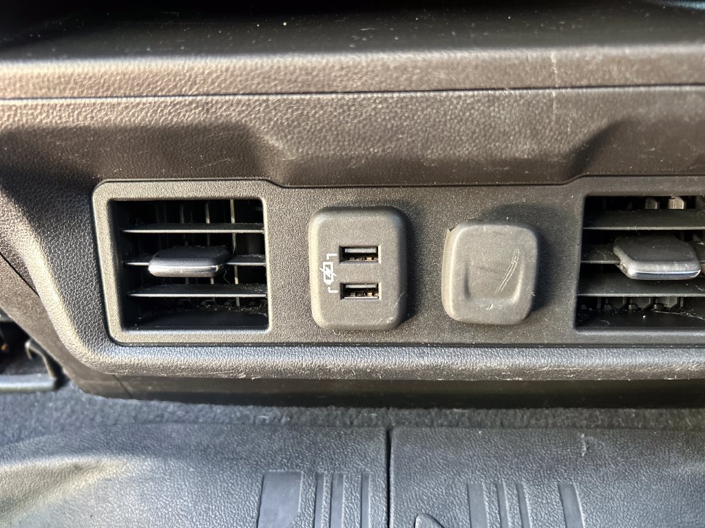 Used 2019 GMC Sierra 1500 SLE w/ X31 Off-Road Package AWD/4WD image 17