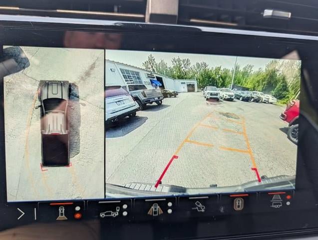 Used 2025 GMC Sierra 2500 AT4X w/ AT4X AEV Edition AWD/4WD image 39