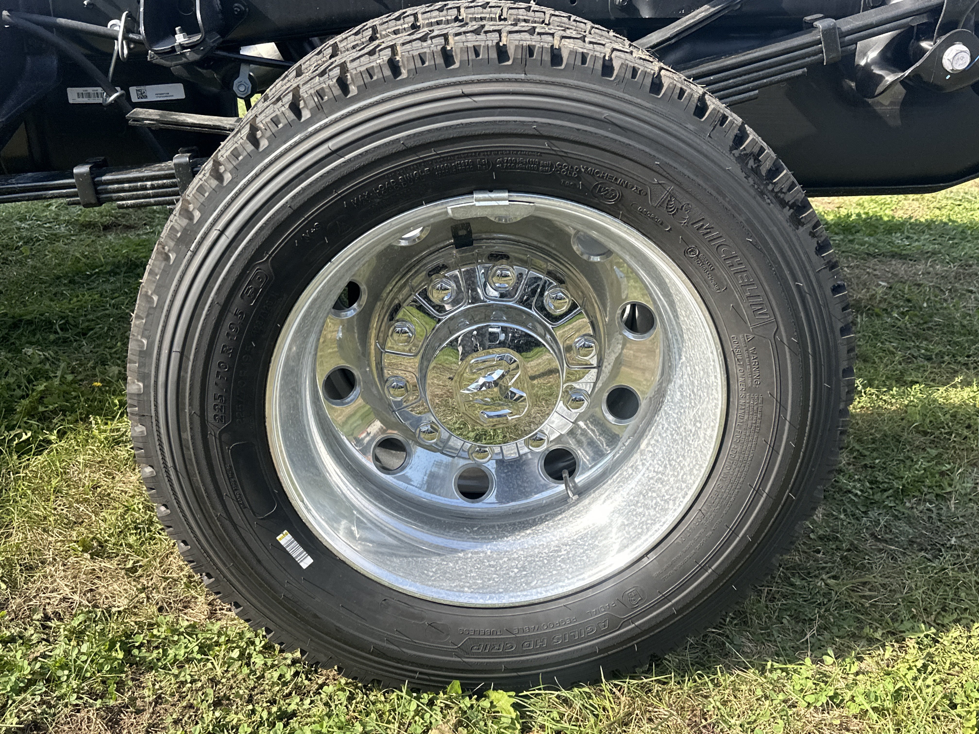 New 2027 RAM 5500 4x4 Crew Cab image 36