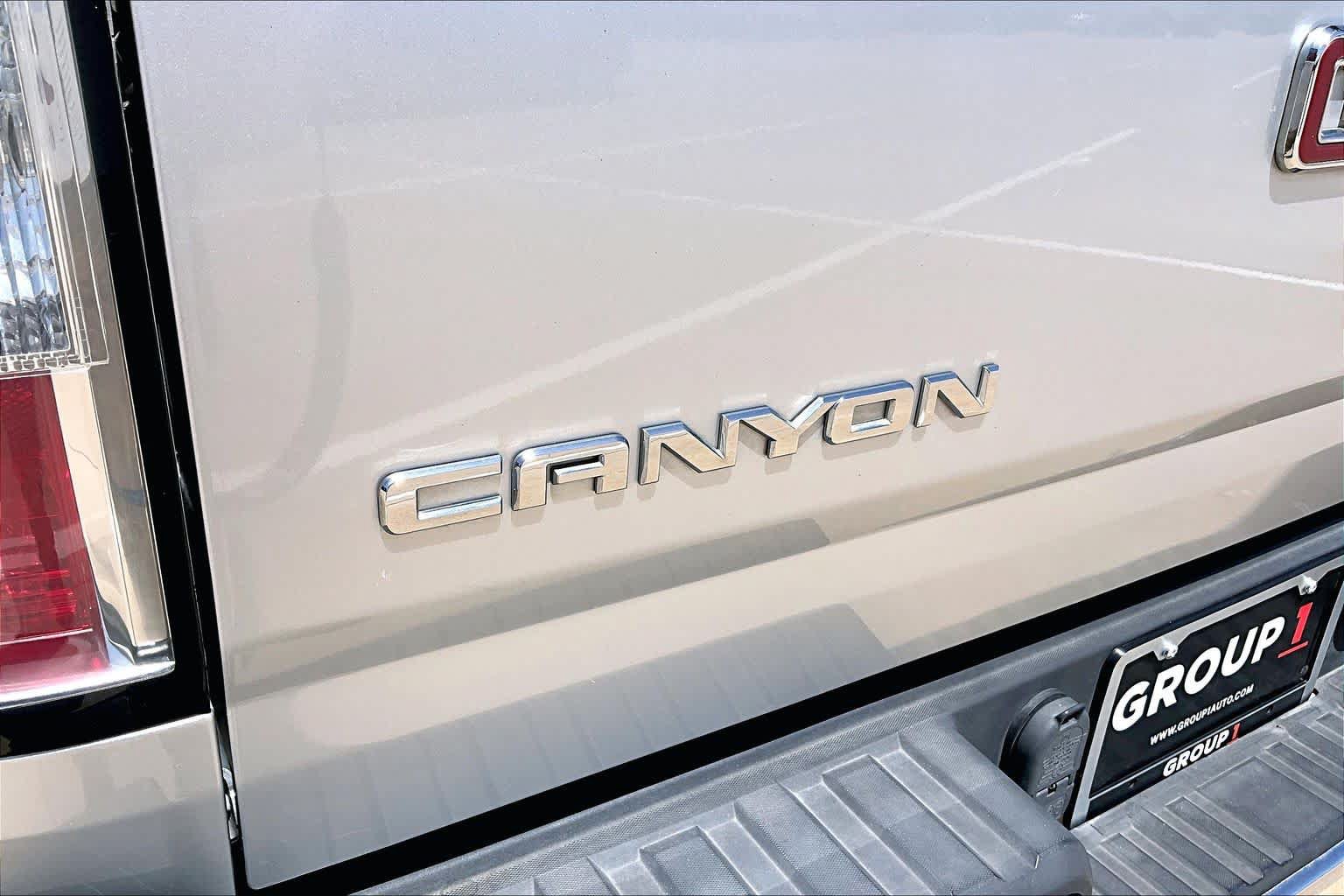 Used 2016 GMC Canyon SLT w/ Driver Alert Package RWD image 10
