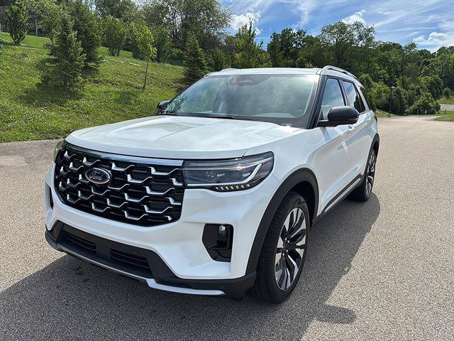 New 2026 Ford Explorer Platinum w/ LUX Leather Package AWD/4WD image 8