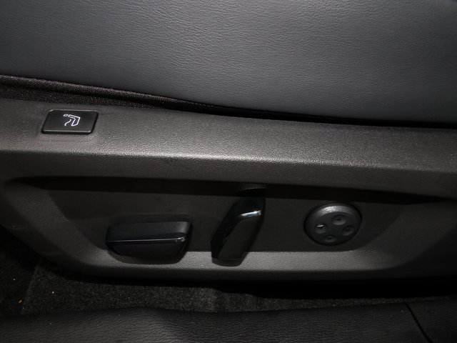 New 2025 Mitsubishi Outlander SEL Black Edition image 18