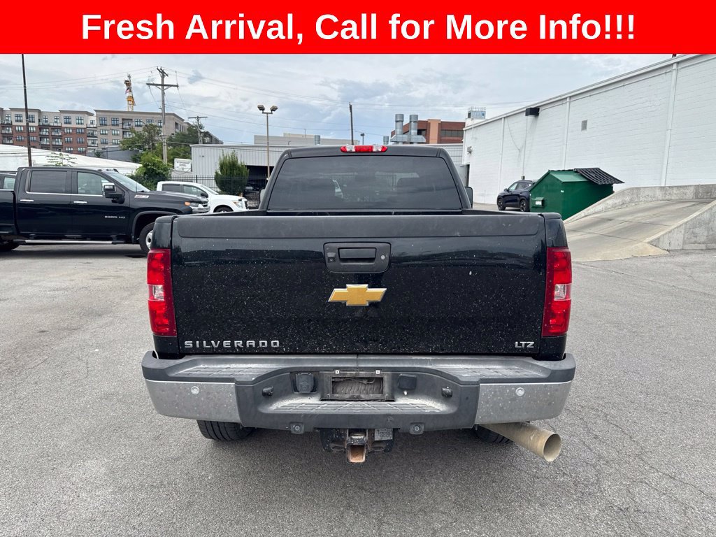Used 2011 Chevrolet Silverado 2500 LTZ w/ LTZ Plus Package AWD/4WD image 28